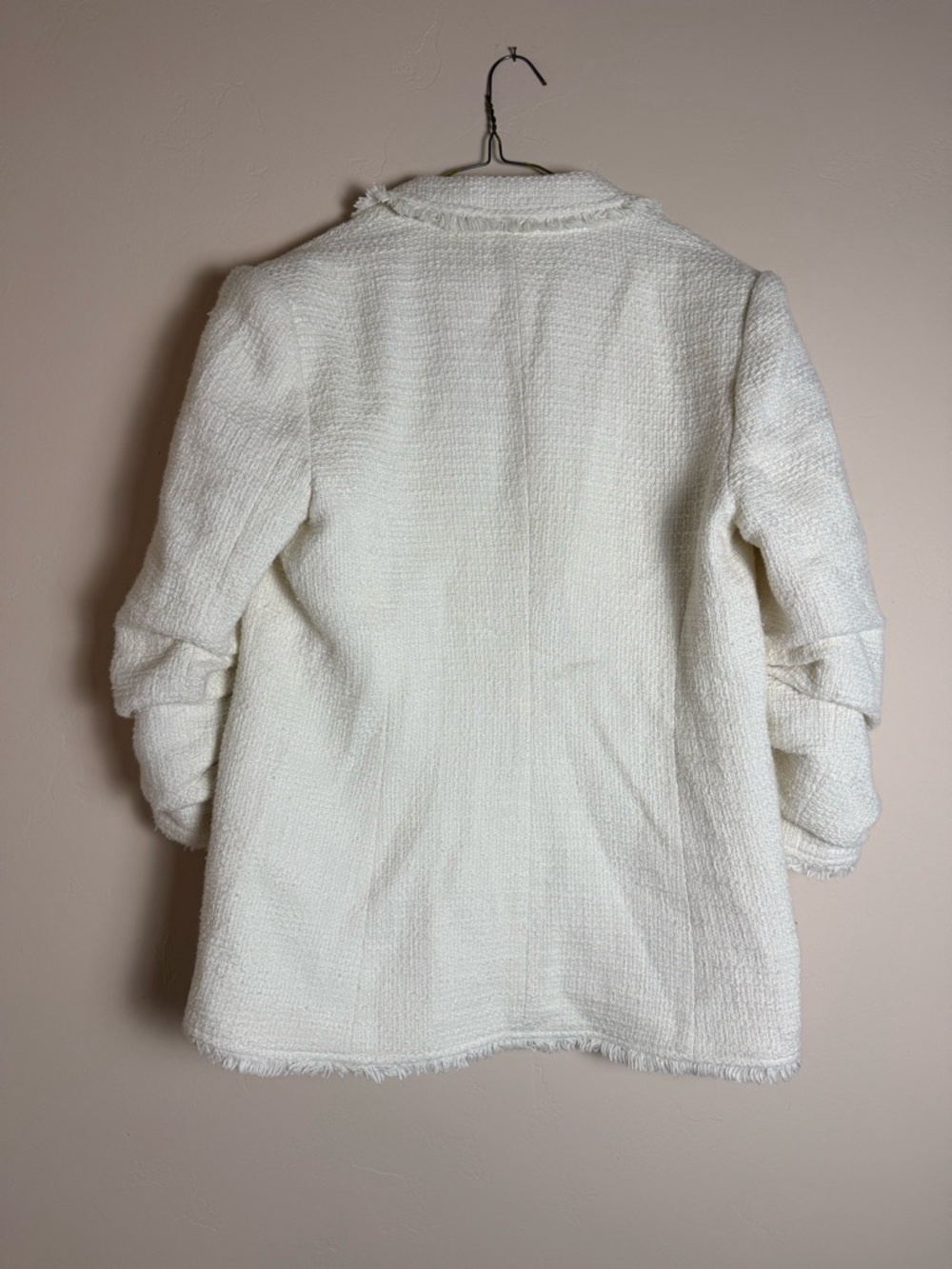 Cinq a Sept Bouclé Khloe Blazer in Gardenia Size 10 Textured White Jacket - Picture 3 of 10